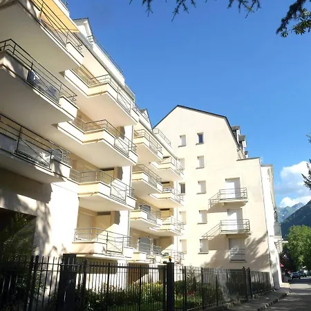T2 Avec Parking Proche Thermes - Fr-1-313-135 شقة Bagnères-de-Luchon