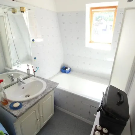 T2 Avec Parking Proche Thermes - Fr-1-313-135 Apartamento