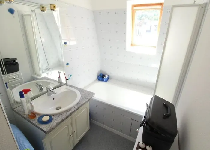 T2 Avec Parking Proche Thermes - Fr-1-313-135 Апартаменты